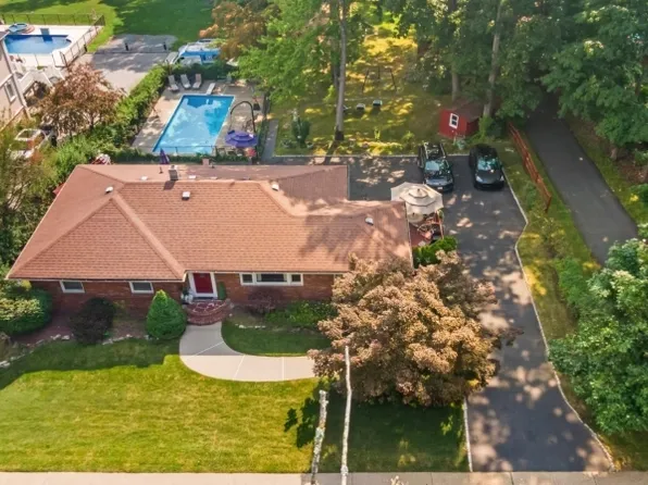 1468 Alps Rd, Wayne Twp., NJ 07470