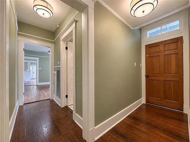 2627 Laharpe St — Photo 11