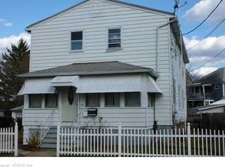 81 Grove St, Ansonia, CT 06401
