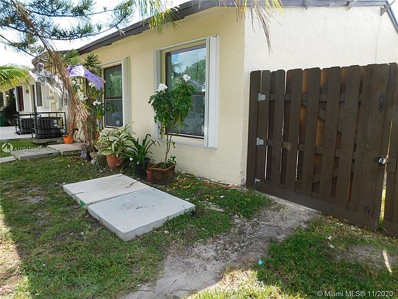 2nd image of 28208 SW 143rd Ct Unit 28208