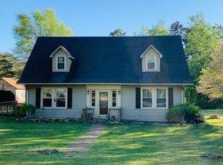 16596 Old Richmond Rd, Keeling, VA 24566