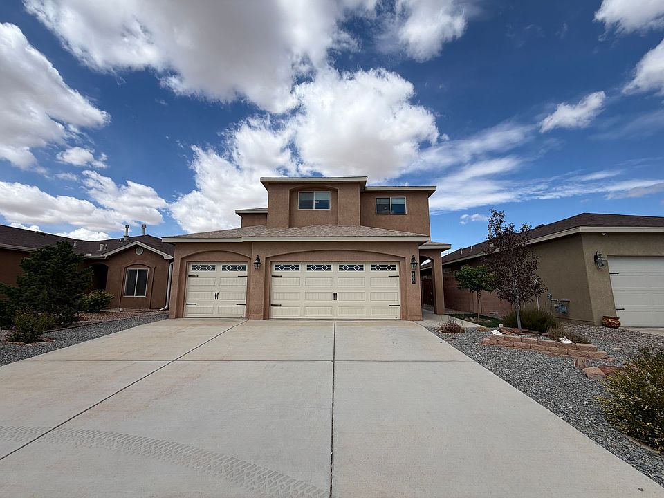 1st image of 860 Firewheel Loop SW