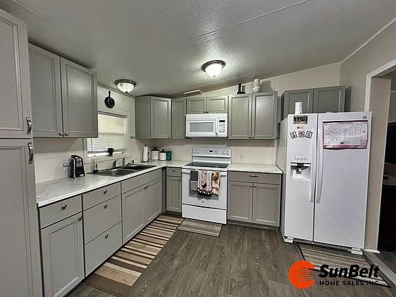 3rd image of 2805 SE 110th St Lot A14