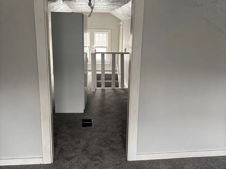 624 N Lewis Ave — Photo 6