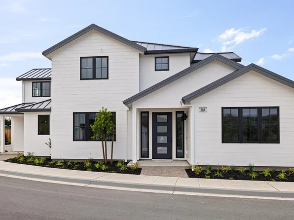 568 Creekside Ct, Halfmoonbay, CA 94019