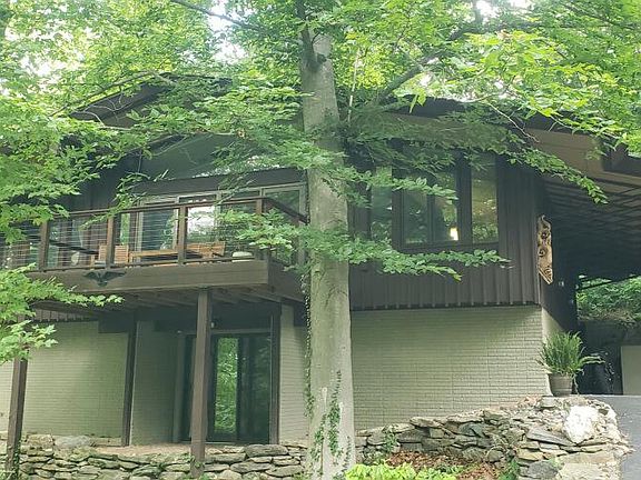 3rd image of 10602 Old Barn Rd