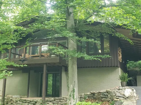 10602 Old Barn Rd, New Market, MD 21774