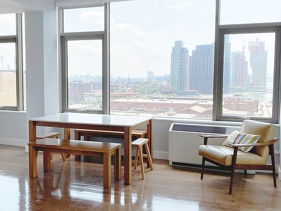 3rd image of 2-17 51st Ave #1103