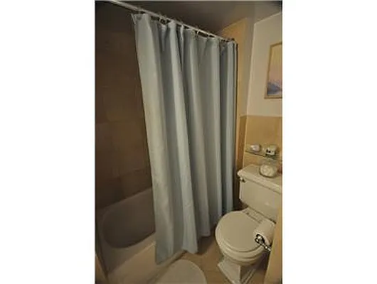 Rented by Douglas Elliman | media 44