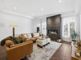 8 Amsterdam Cres, Guelph, ON N1L1T6