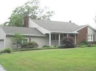 6788 Stewart Sharon Rd, Brookfield, OH 44403