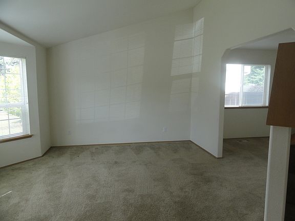 2nd image of 7819 192nd Street Ct E