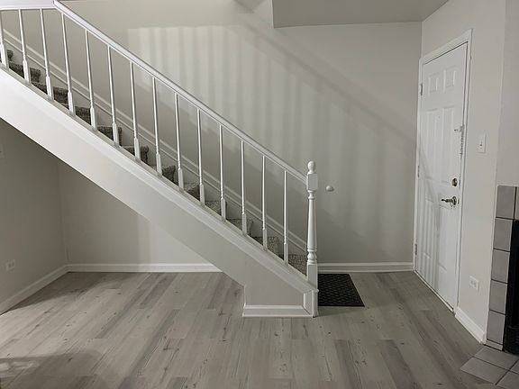 2nd image of 1277 Wyndham Ln APT 101