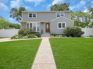 154 Carroll St, Port Jefferson Station, NY 11776