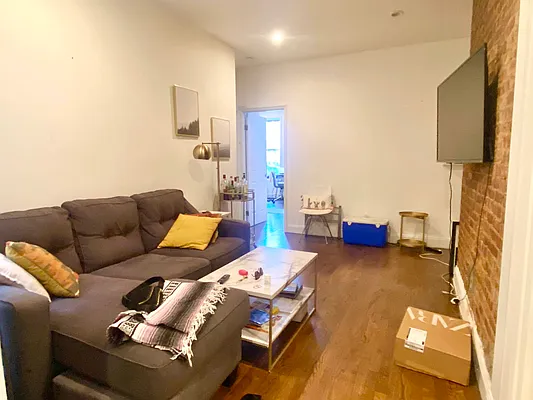 Rented by Corcoran | media 20