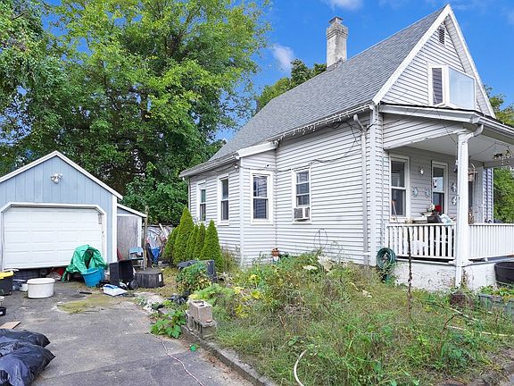3rd image of 34 Cambridge St