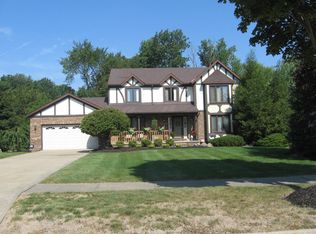 33277 Seneca Dr, Solon, OH 44139