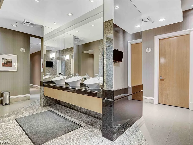 2700 Las Vegas Blvd #2107 — Photo 34