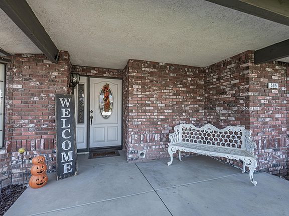 5th image of 505 E Redwood Street