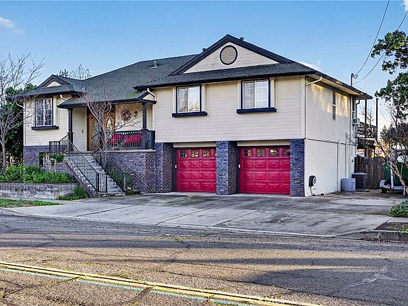 4th image of 1315 Hazel St