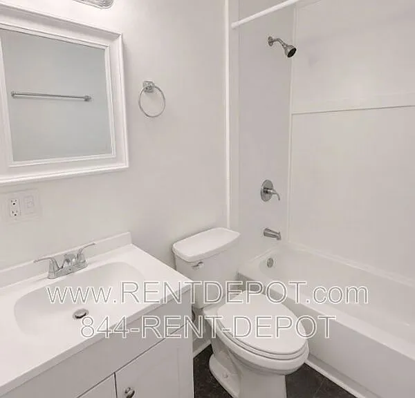109 E Eichel Ave #A — Photo 6