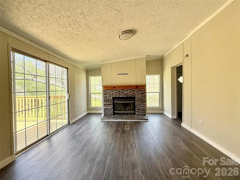 129 Reed St — Photo 10