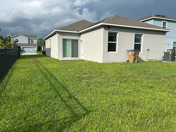 3rd image of 4360 Desert Rose Ave
