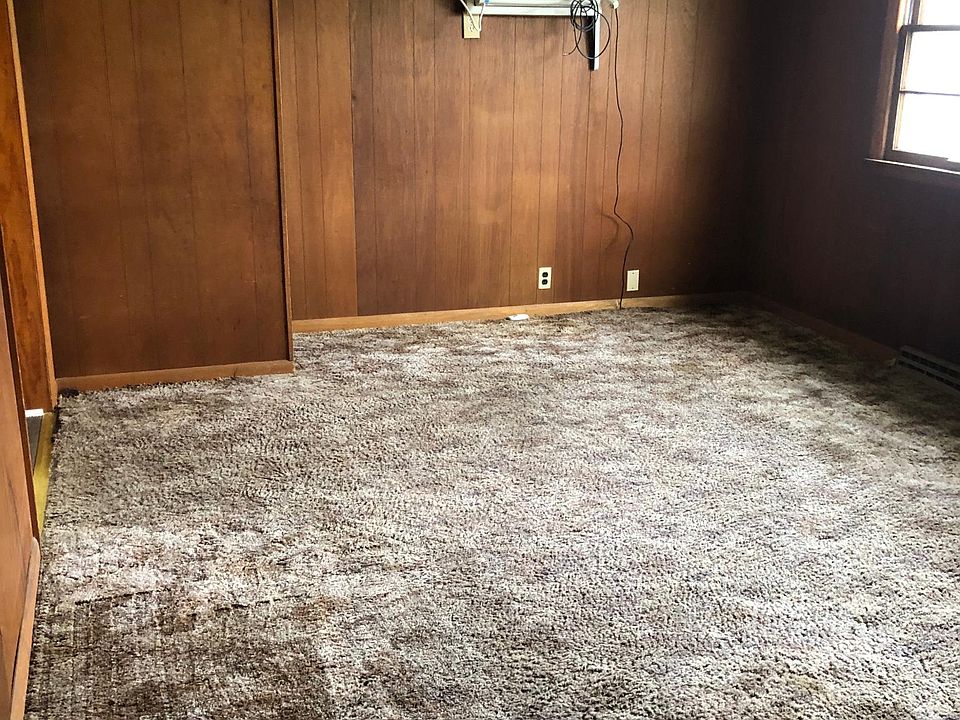 2nd image of 1320 N Walnut St #1