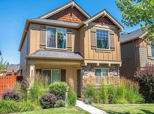 61141 Dayspring Dr, Bend, OR 97702