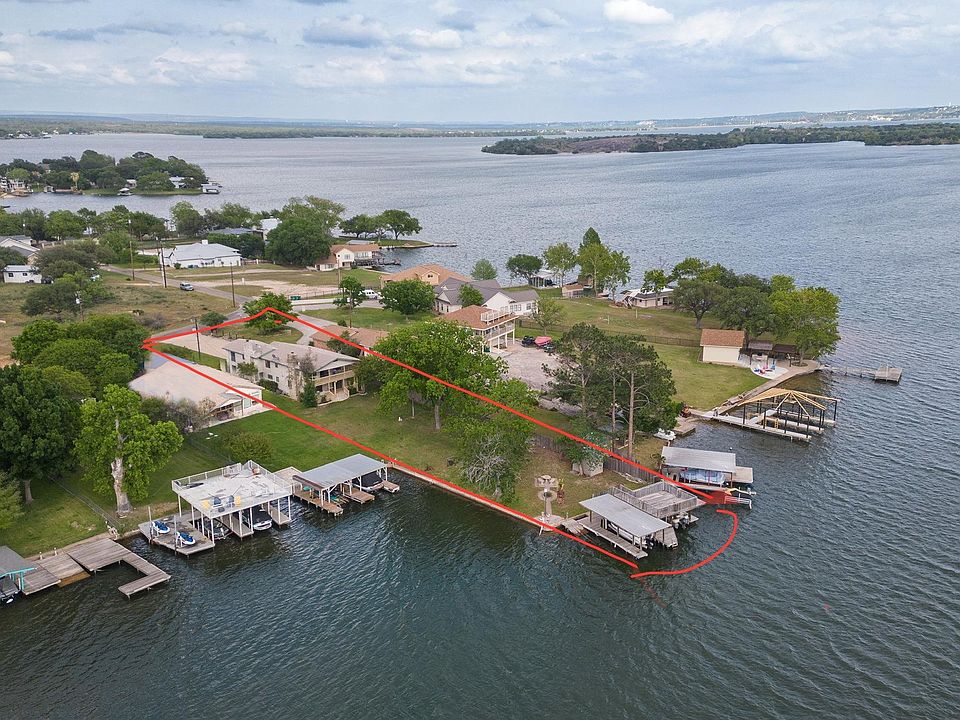1st image of 2822 Lakeview Lane