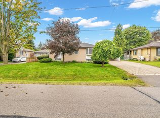 48 Garside Ave, Whitby, ON L1M1A7