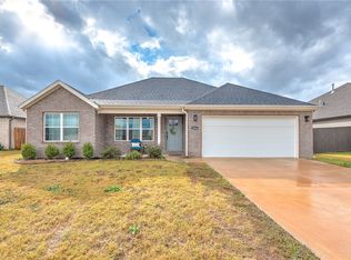 2006 E Endura Park Dr, Siloam Springs, AR 72761