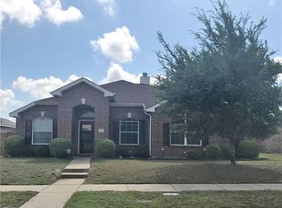 1632 Ambercrest Dr, Lancaster, TX 75146