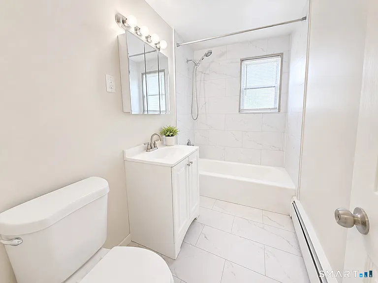 366 Park Rd #C-3 — Photo 6