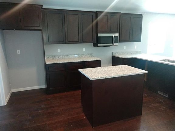 3rd image of 6312 Willow Brook Trl