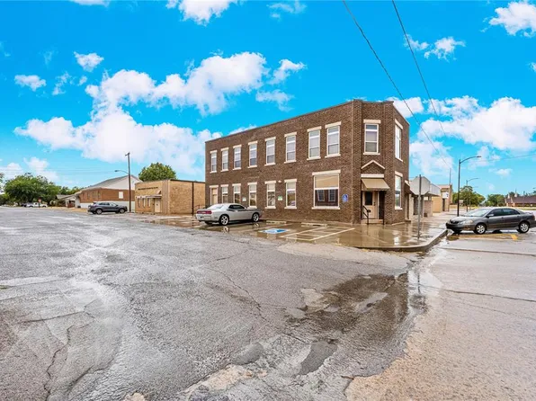 201 N Noble Ave, Watonga, OK 73772
