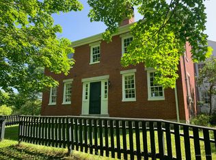 186 Range Rd, Cumberland, ME 04021