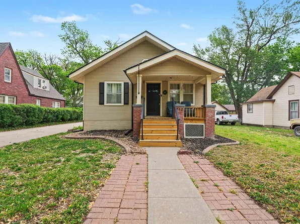 710 N Oak St, McPherson, KS 67460