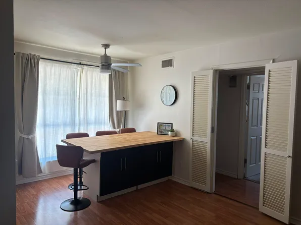 3015 Mahanna Springs Dr APT E, Dallas, TX 75235