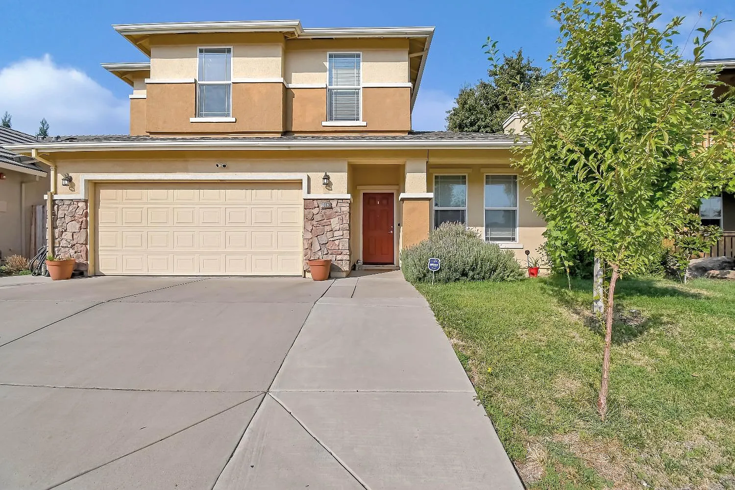 1063 Beymer Loop photo 1