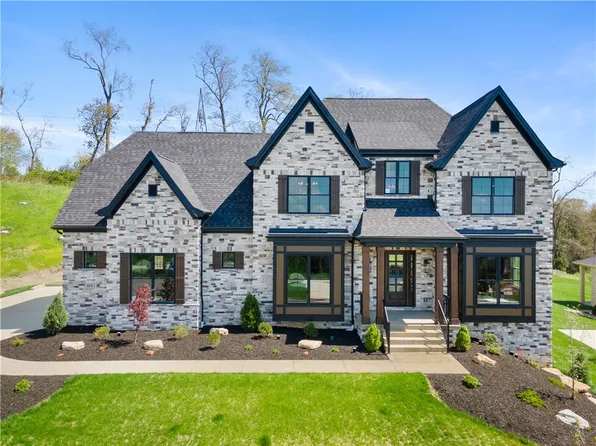 372 Buckingham Dr, Venetia, PA 15367