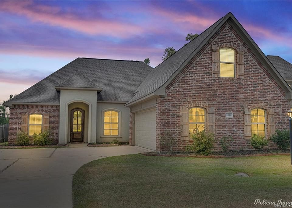 1st image of 1010 Green Wood Cir