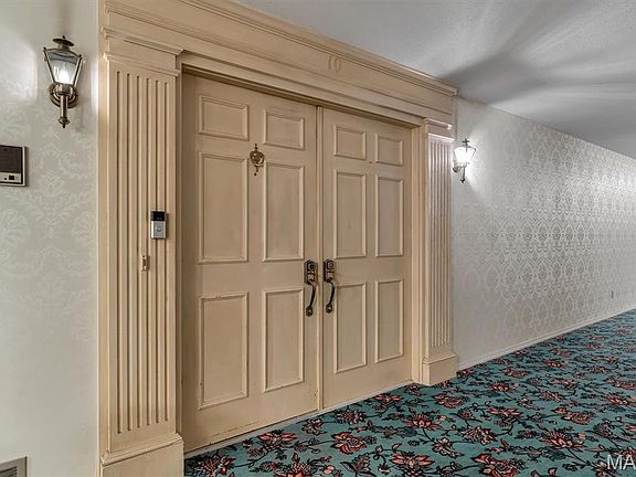 4th image of 2335 Manor Grove Dr APT 10
