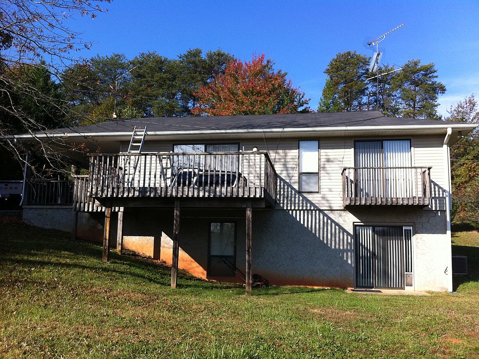 2nd image of 80 Orchard Dr