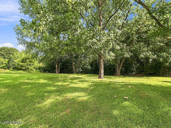 4th image of 2009 Hillcircle Rd