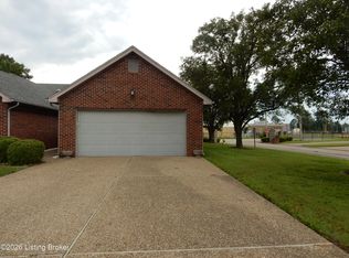 131 Flintstone Ct, Shepherdsville, KY 40165