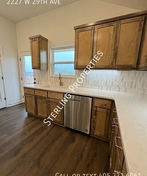 2227 W 29th Ave — Photo 20