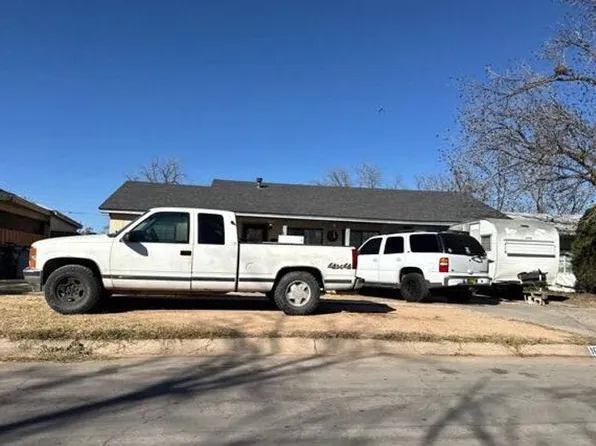 1008 Alvarado St W, Carlsbad, NM 88220