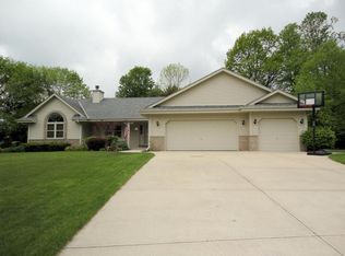 W198N11465 Jamestree Rd, Germantown, WI 53022