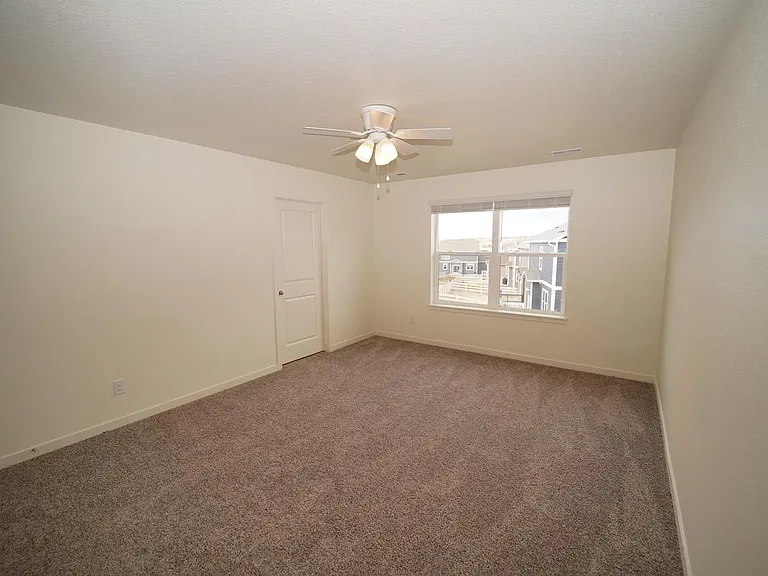 2219 Fiadore Trl — Photo 36